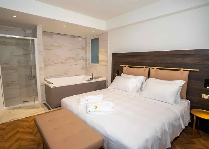 Jacuzzi Suite Home By Enjoy Garda Hotel